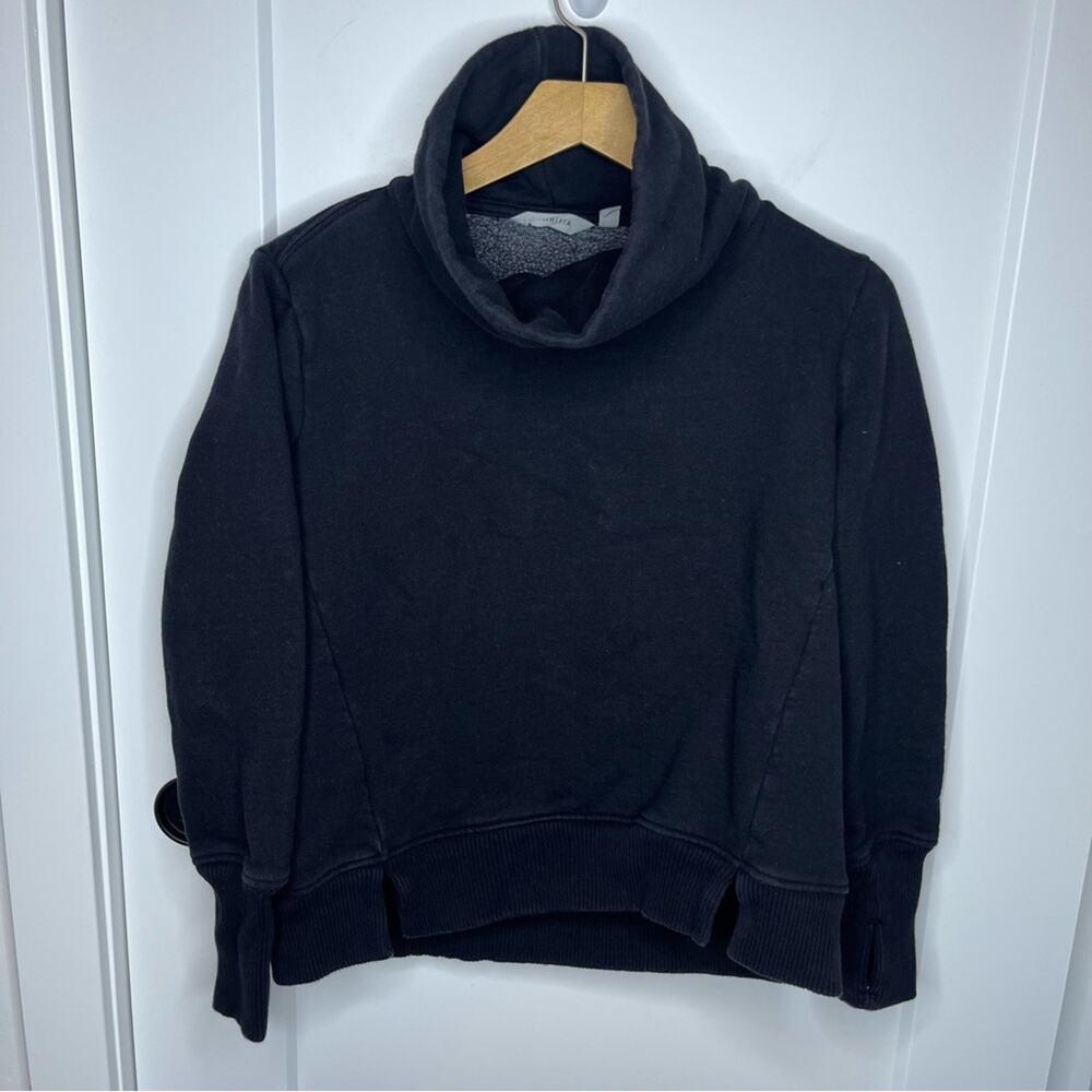 Athleta Black Funnel Neck Pullover Sweatshirt W Thumb Holes Size XS